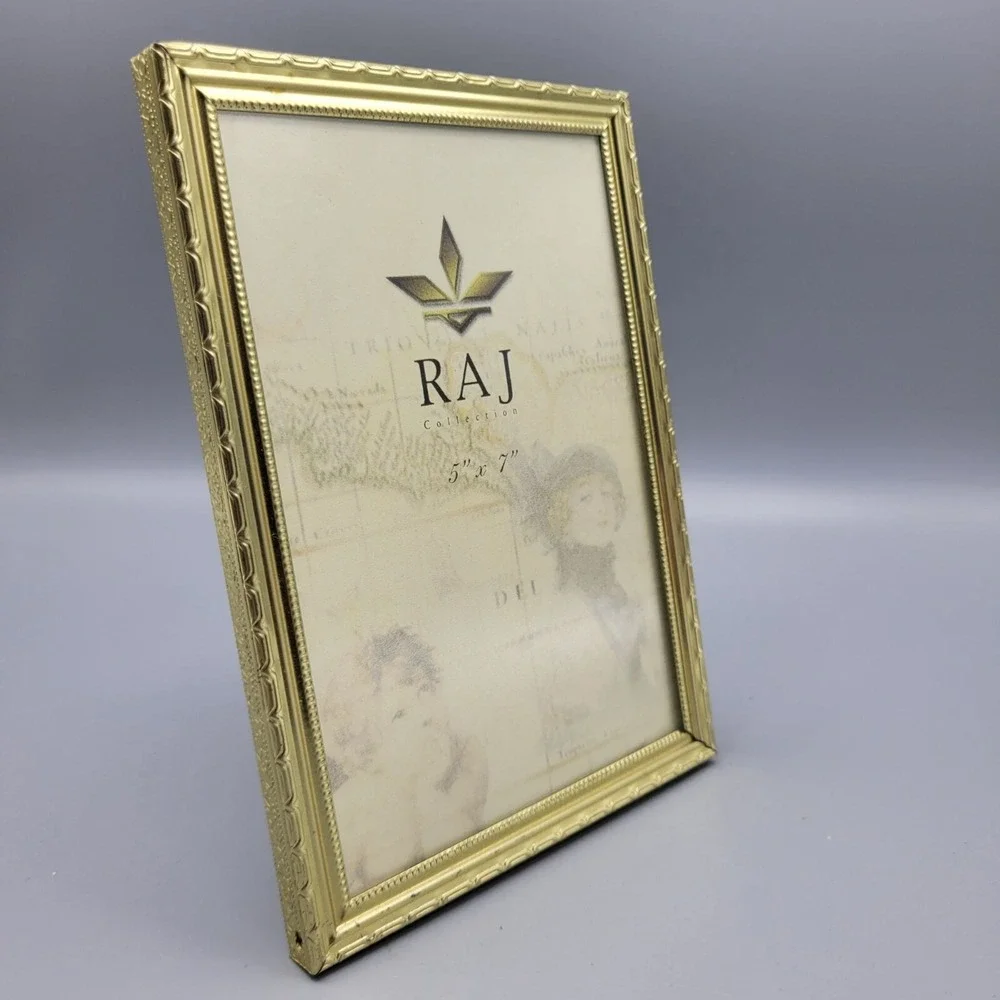 Vintage Metal Gold Tone 5x7 Raj Collection Picture Frame With Decorative Border